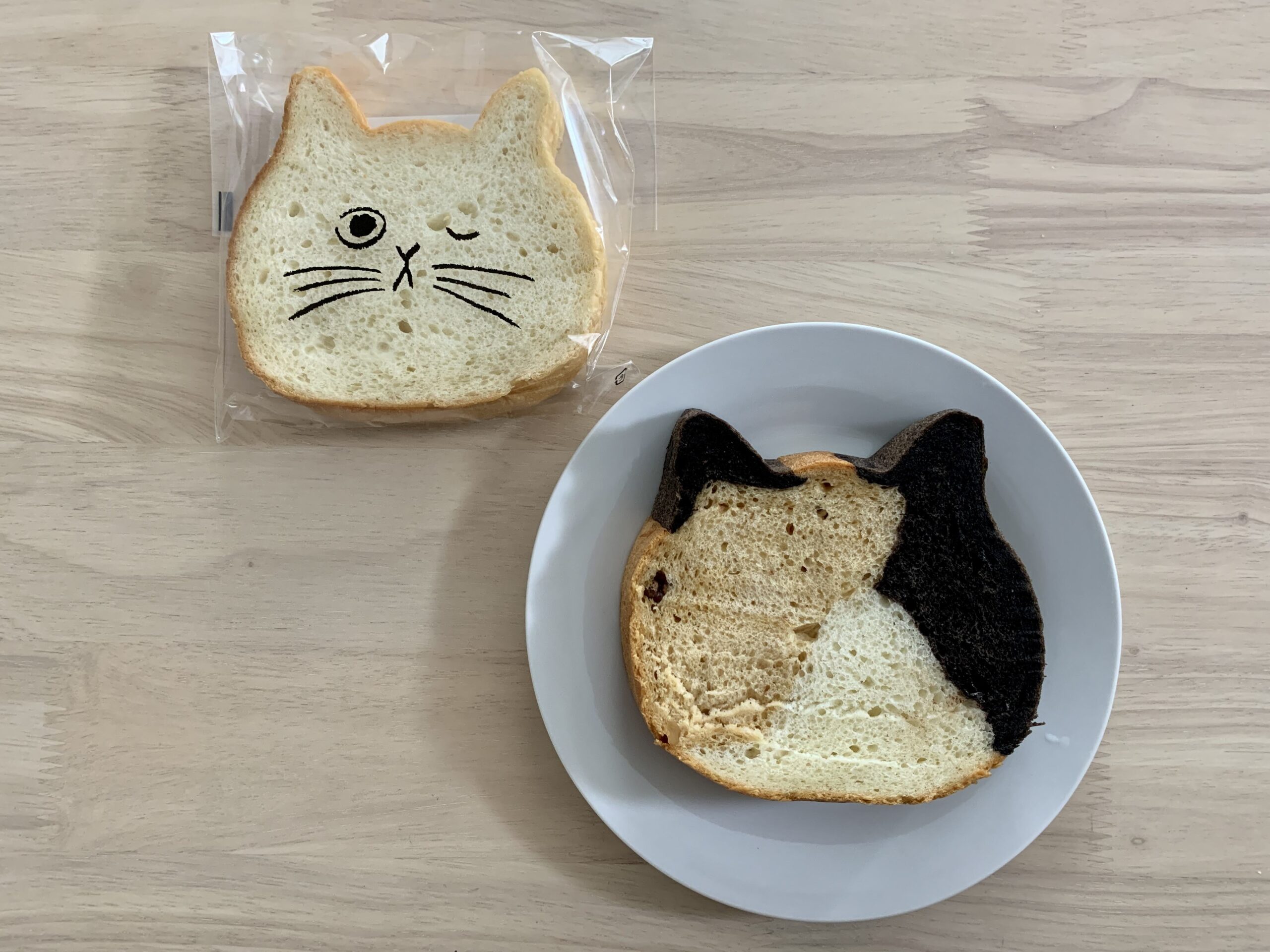 ビエラ小倉】北九州初出店！可愛すぎる三毛猫『ねこねこ食パン 